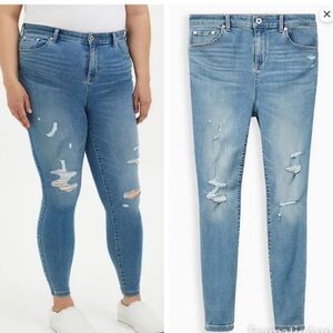 Midfit Super Skinny Jeans- Super Soft Light Wash